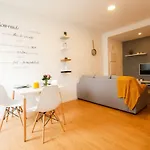 2 Towers Apartamento *