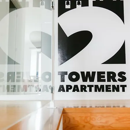 2 Towers *